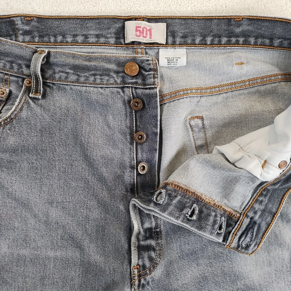 VTG Levi's 501 Jeans Men's 39x30 Black Button Fly Faded Distressed Grunge 90's